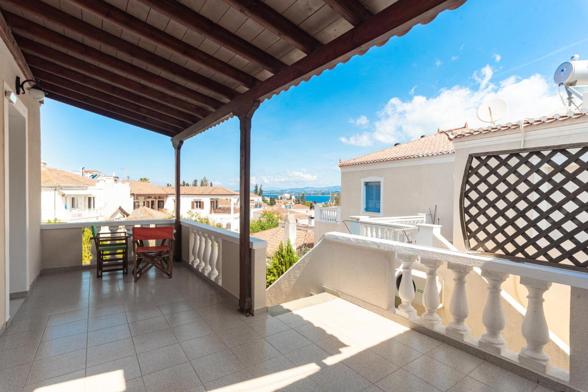 Theo Studios & Apartments Spetses Town Extérieur photo